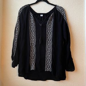 OLD NAVY Long Sleeve Shirt with Aztec Design